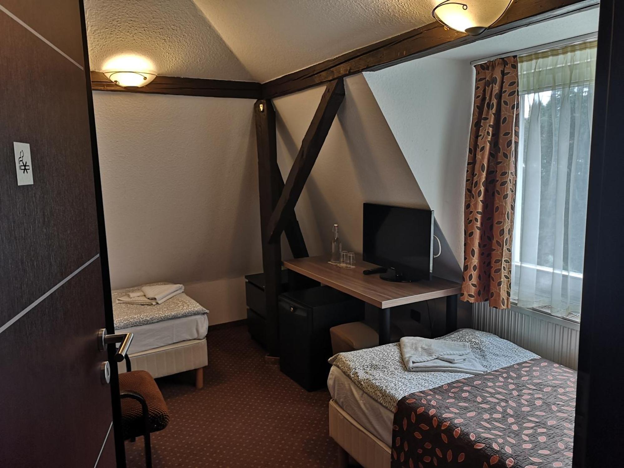 Hotel Kikelet Panzio Dunakeszi Zimmer foto